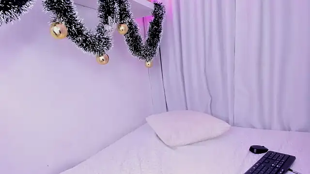 emmyheart7's cam snapshot