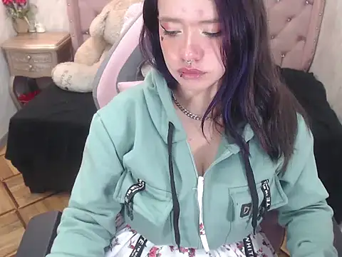 EmilyWildde's cam snapshot