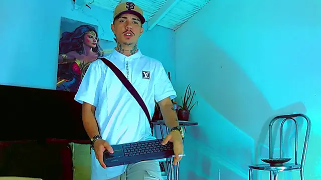 HannibalLester's cam snapshot