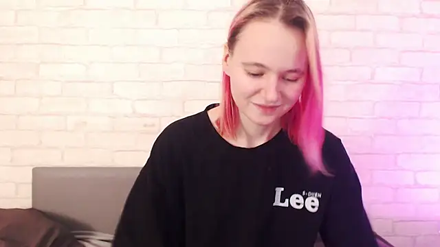 Ericha_Stone's cam snapshot