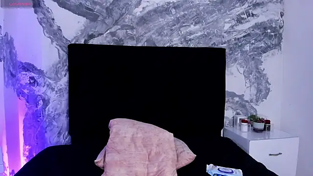 lilithDraven_'s cam snapshot