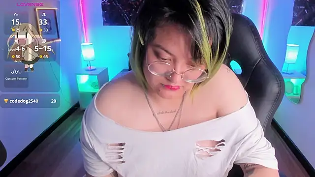 lucky-leah live sex cam