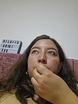 annyaparis's cam snapshot