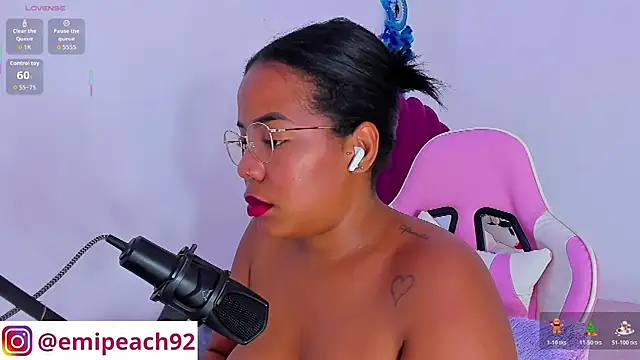 samanthaabloom's cam snapshot