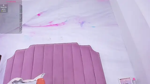 Lia_Guzman live sex cam