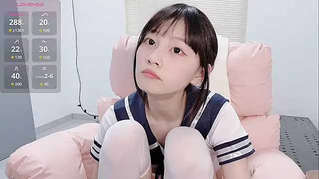 lris-Beauty live sex cam