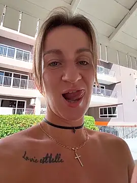 EvvaMur live sex cam