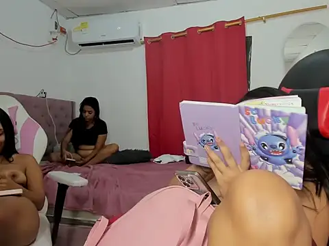 Tatihot69 live sex cam