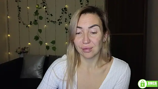 Kiss_julli88I's cam snapshot