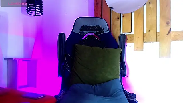 Rick_Wade's cam snapshot