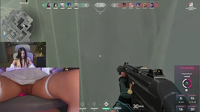 LessyLuiz's cam snapshot