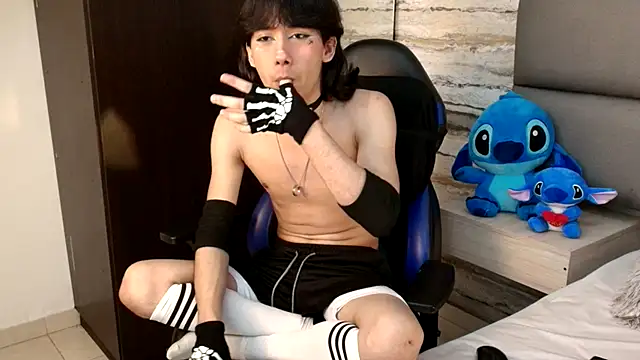 Lovers_21's cam snapshot