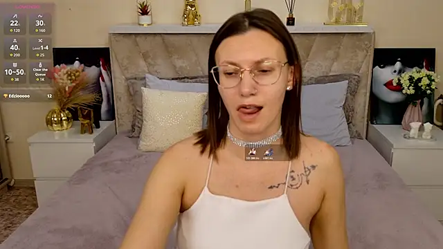 EstherPeachX's cam snapshot