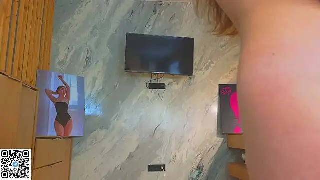 miss_bubbles_'s cam snapshot