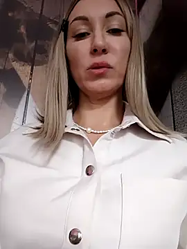 _AliceWine_'s cam snapshot