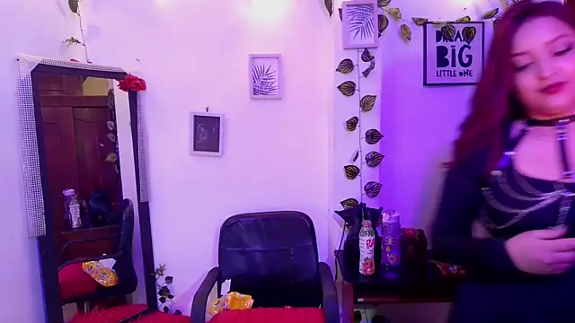 sapphire_lilac's cam snapshot