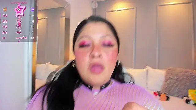 AlisonHalle's cam snapshot