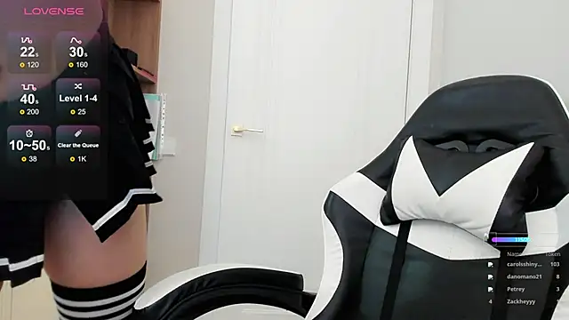 may_mia's cam snapshot