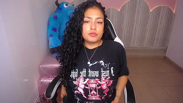 tamara_brown_t's cam snapshot