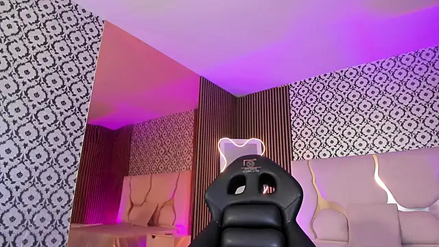 penelope_tay1's cam snapshot