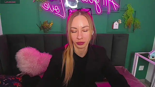 Diana_Garrett's cam snapshot