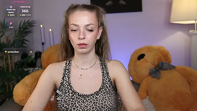 NovaHollisx's cam snapshot