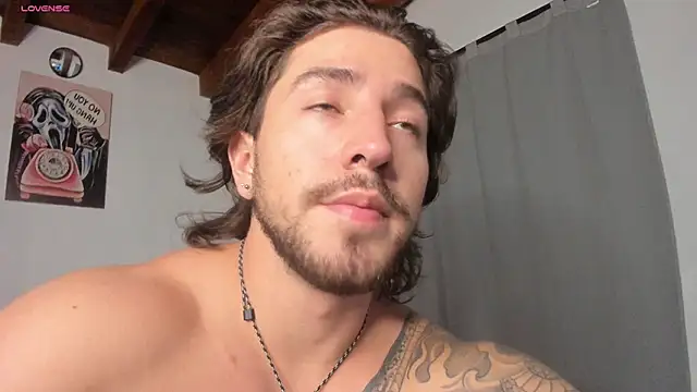 Valentino_Xander live sex cam