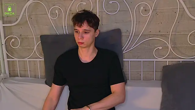 AnthonyHall's cam snapshot