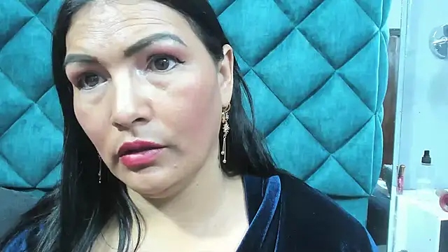 PENELOPELEWISs's cam snapshot