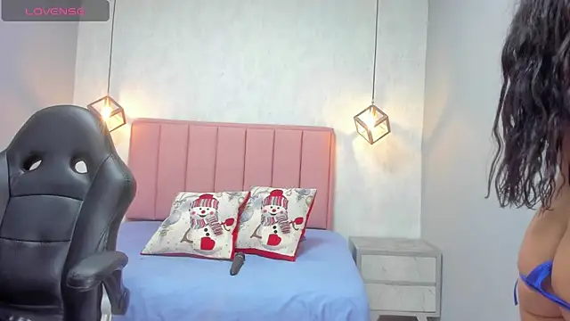 chelsyquinn's cam snapshot