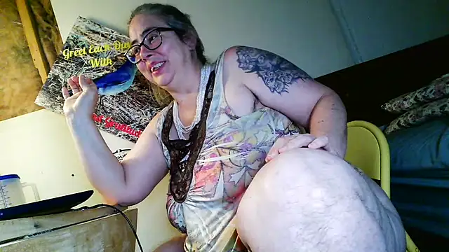 GraceHenderson's cam snapshot