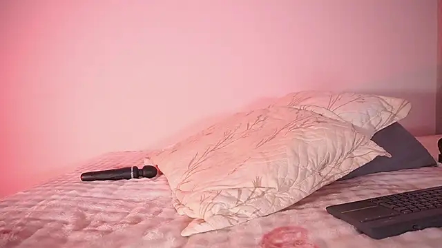 petitevictoria live sex cam