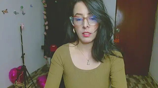 ella_peck's cam snapshot