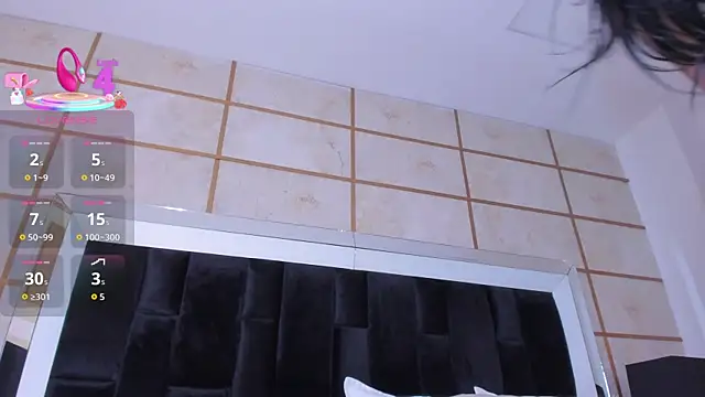 RoxyLior's cam snapshot