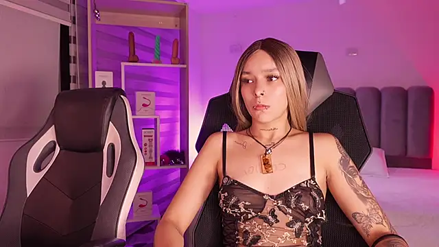 SkyThompson live sex cam