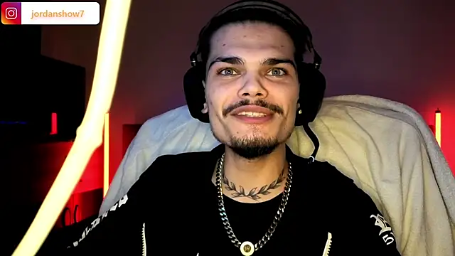 JordanShow live sex cam