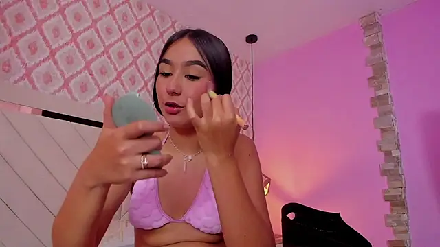 ALAHIACRUZ1's cam snapshot