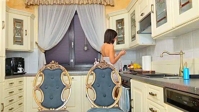 TUNDEROSE1 live sex cam