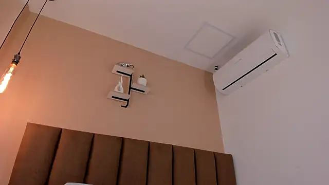 honeygray02's cam snapshot