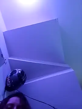 flaquitaShayy live sex cam