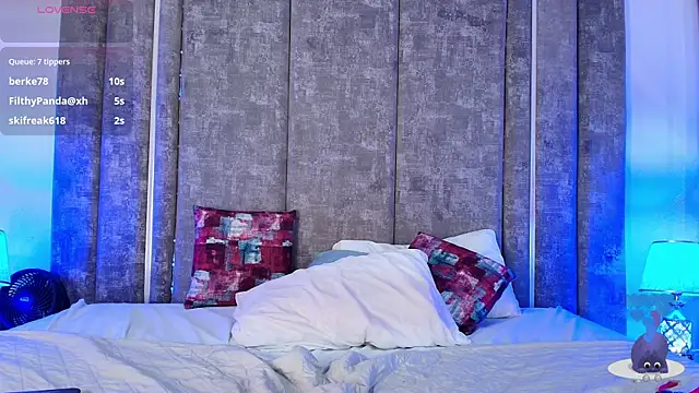 ScarlettSinclairr's cam snapshot