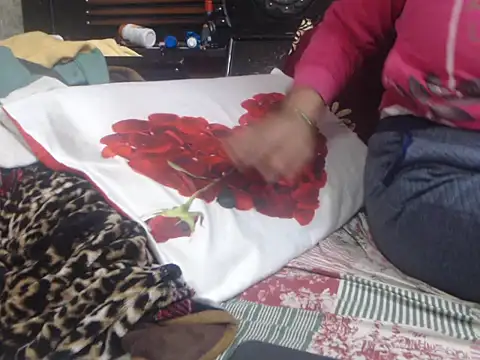 prettyindiandoll's web cam