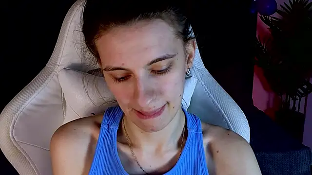 kaleriyaa_'s cam snapshot