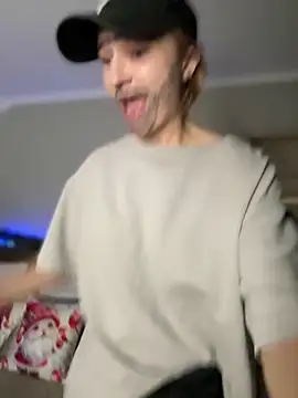 SugarDanger's cam snapshot