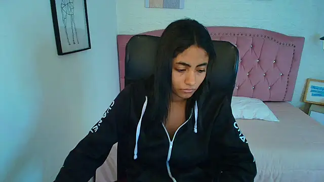 shaneelle's cam snapshot