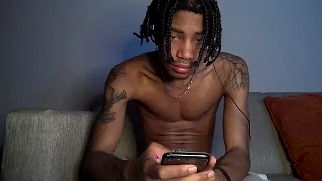 BlackBullTitus live sex cam