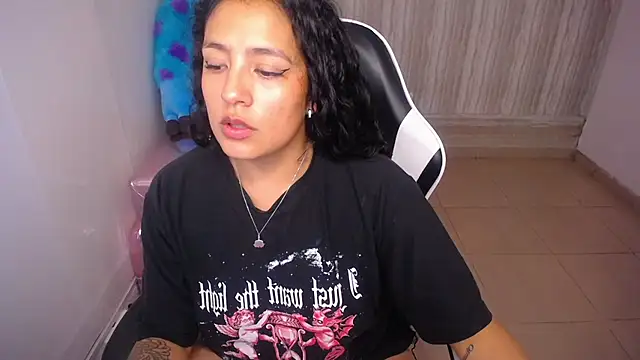 tamara_brown_t live sex cam