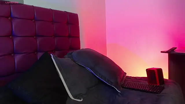 megan_lover's cam snapshot