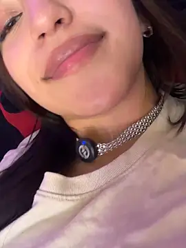 AngellaMoraa's cam snapshot