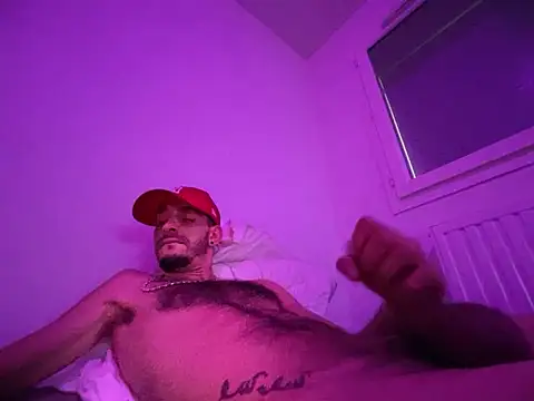 rebeu31313's cam snapshot